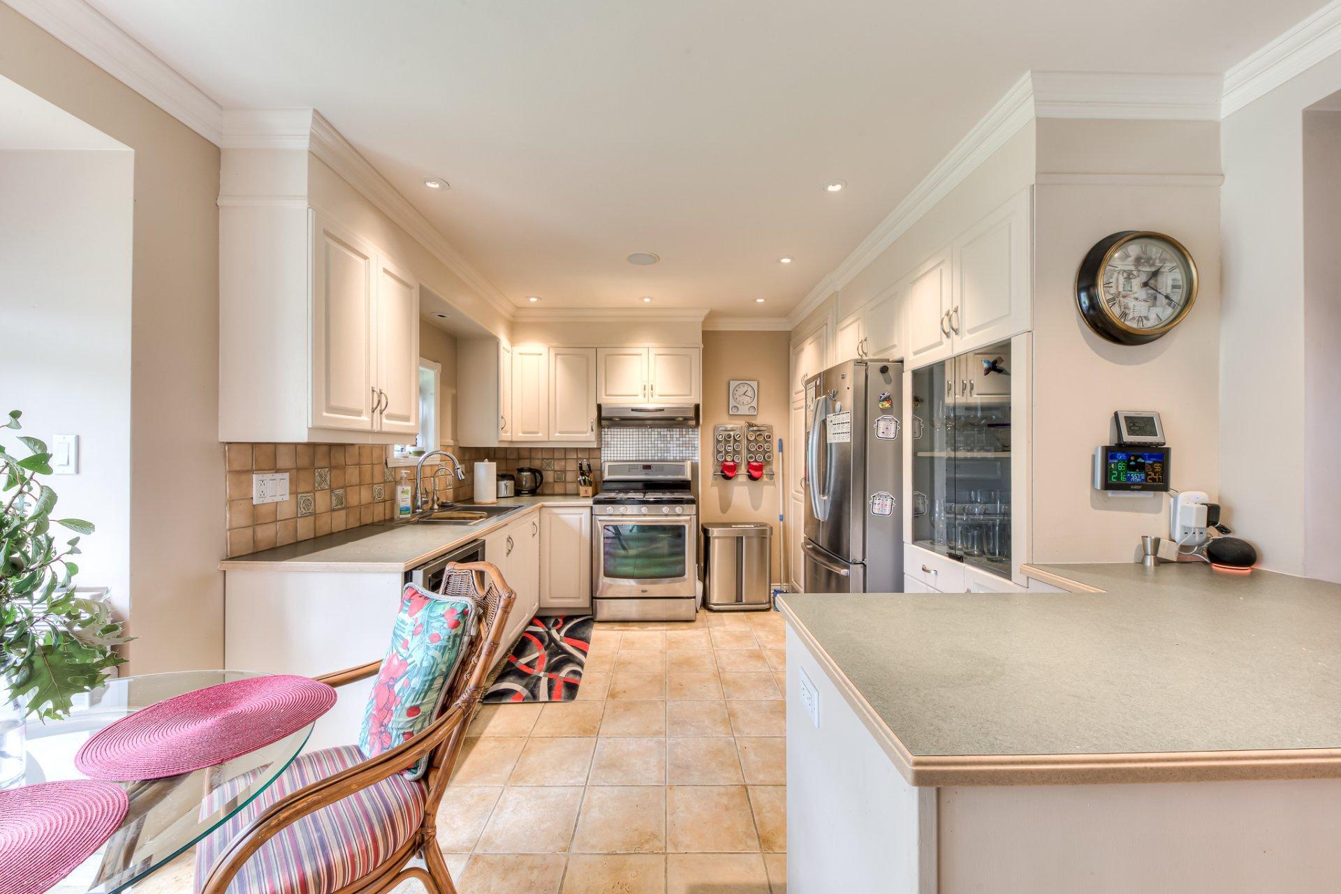 









212


Rue St-François

,
Rigaud,




QC
J0P1P0

