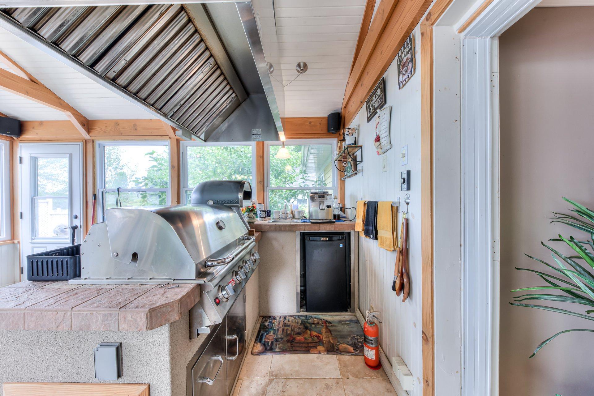 









212


Rue St-François

,
Rigaud,




QC
J0P1P0

