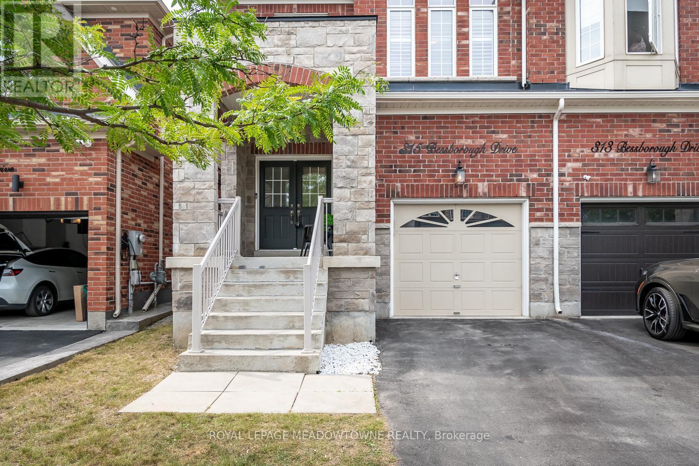 












315 BESSBOROUGH DRIVE

,
Milton,




Ontario
L9T8P5

