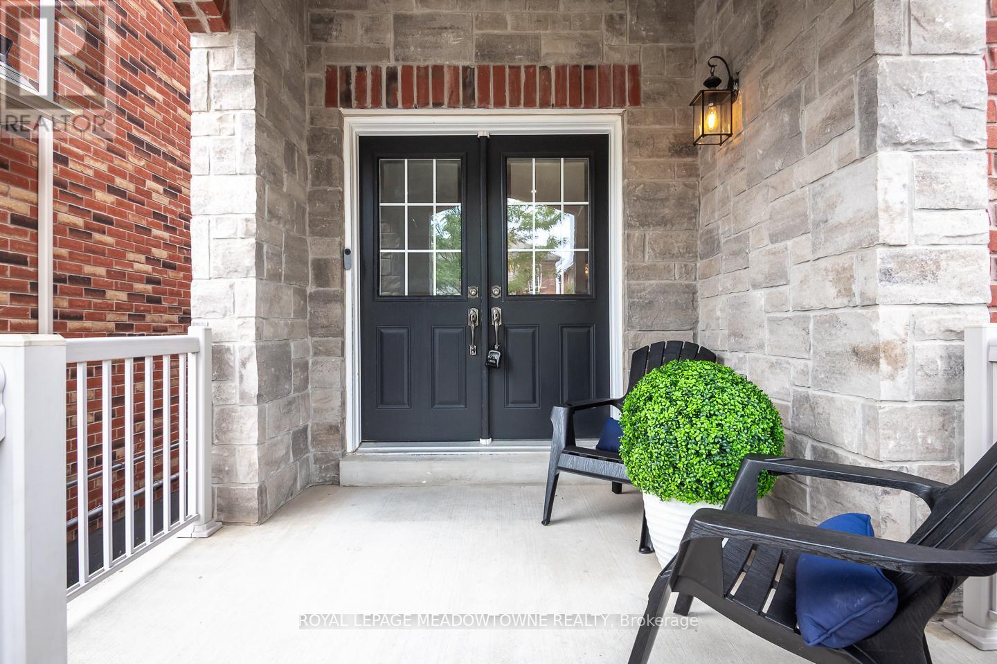 












315 BESSBOROUGH DRIVE

,
Milton,




Ontario
L9T8P5

