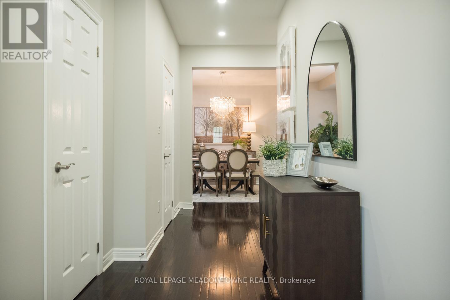 












315 BESSBOROUGH DRIVE

,
Milton,




Ontario
L9T8P5

