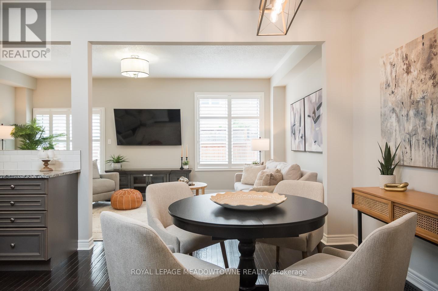 












315 BESSBOROUGH DRIVE

,
Milton,




Ontario
L9T8P5

