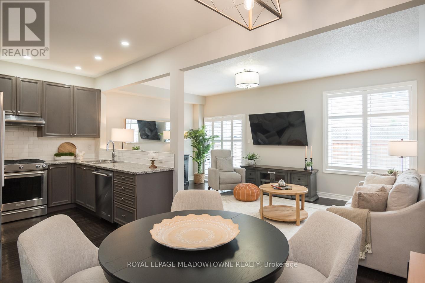 












315 BESSBOROUGH DRIVE

,
Milton,




Ontario
L9T8P5

