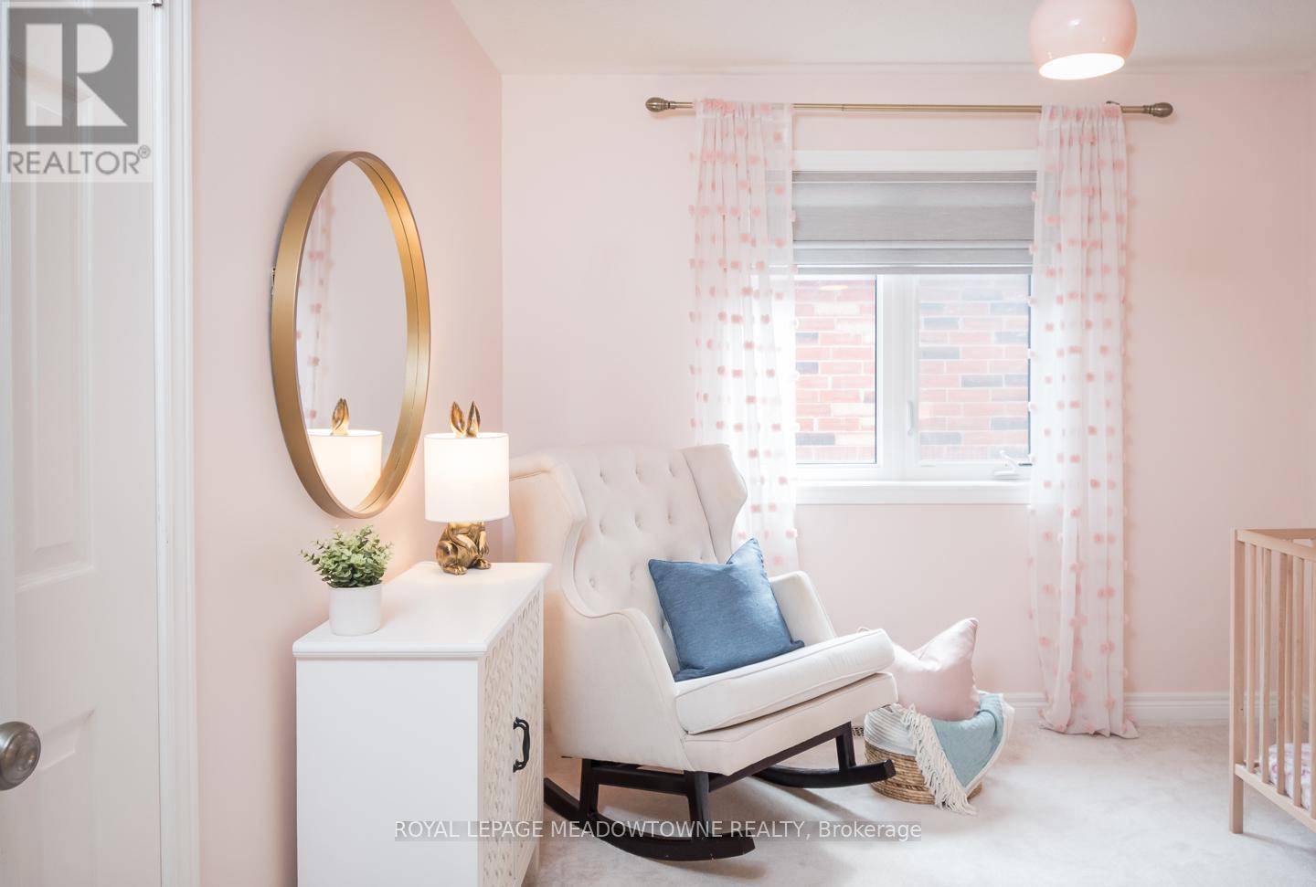 












315 BESSBOROUGH DRIVE

,
Milton,




Ontario
L9T8P5

