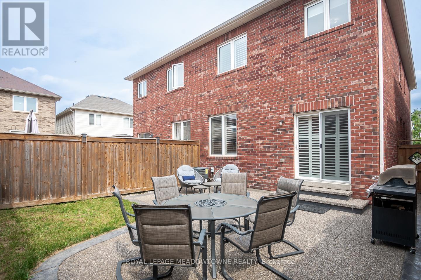 












315 BESSBOROUGH DRIVE

,
Milton,




Ontario
L9T8P5

