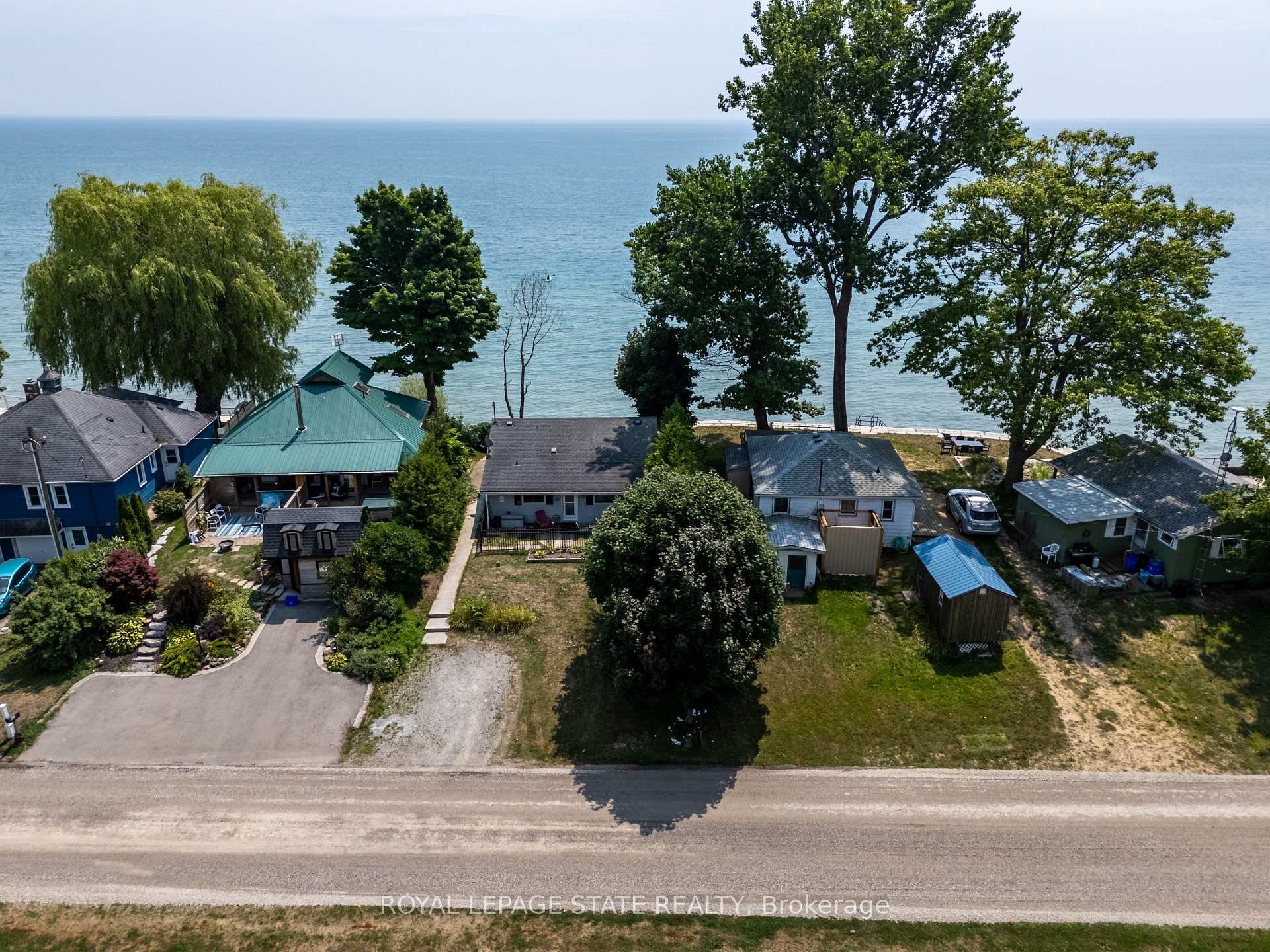 









2110


Lakeshore

Road,
Haldimand,




ON
N1A 2W8

