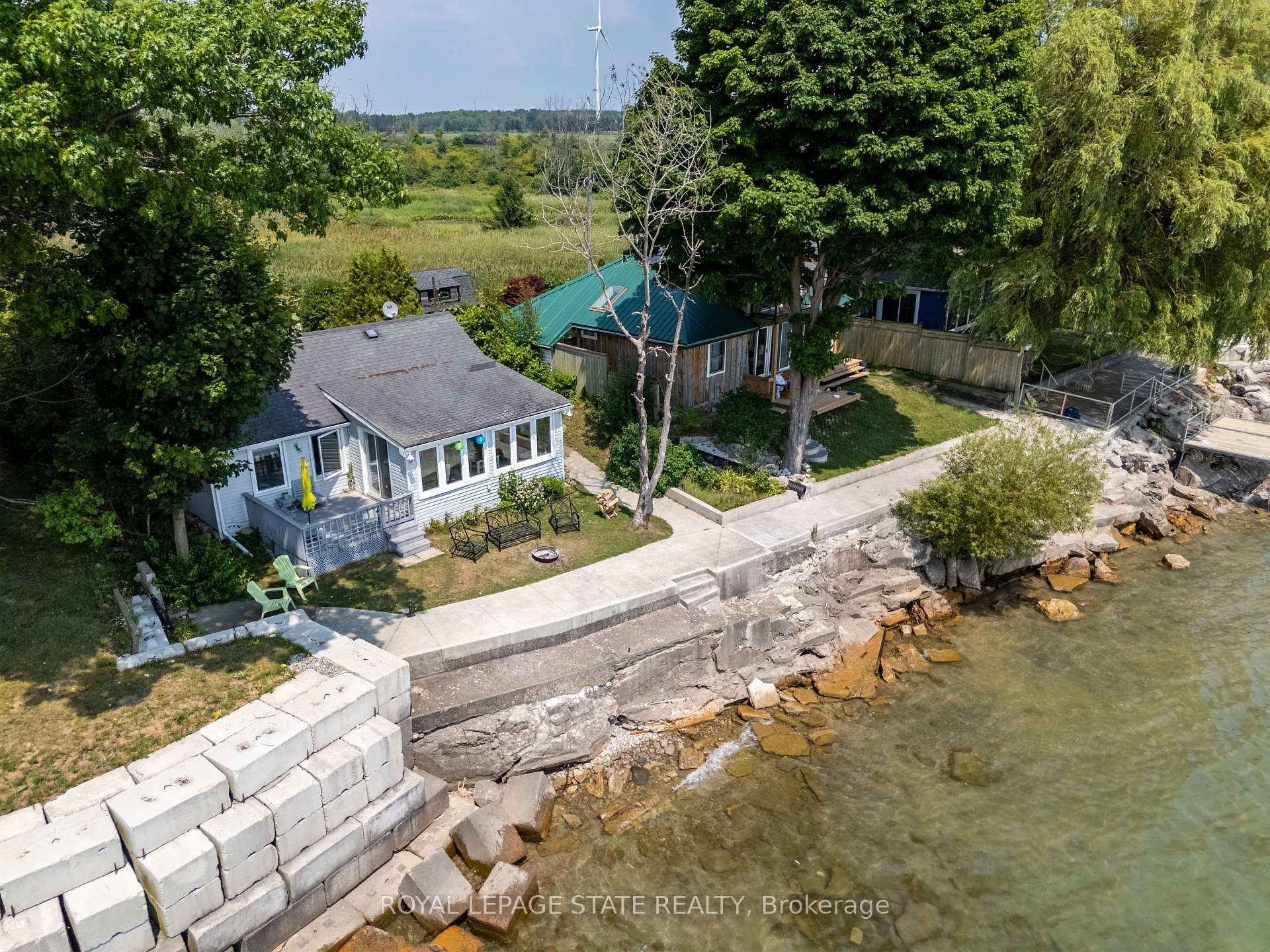 









2110


Lakeshore

Road,
Haldimand,




ON
N1A 2W8

