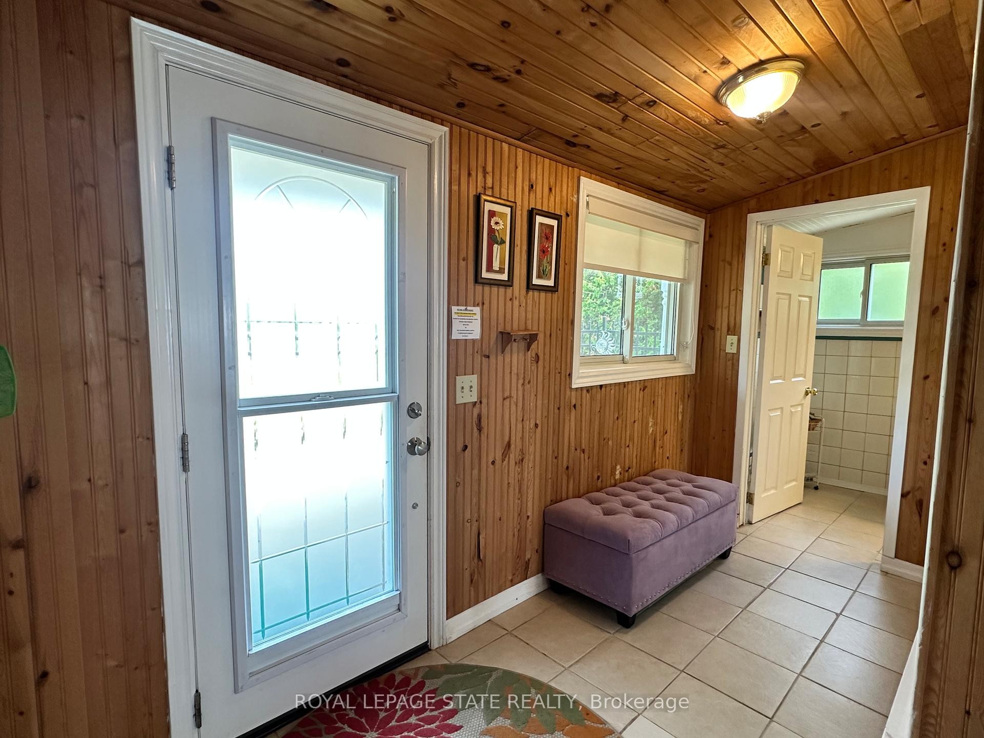 









2110


Lakeshore

Road,
Haldimand,




ON
N1A 2W8

