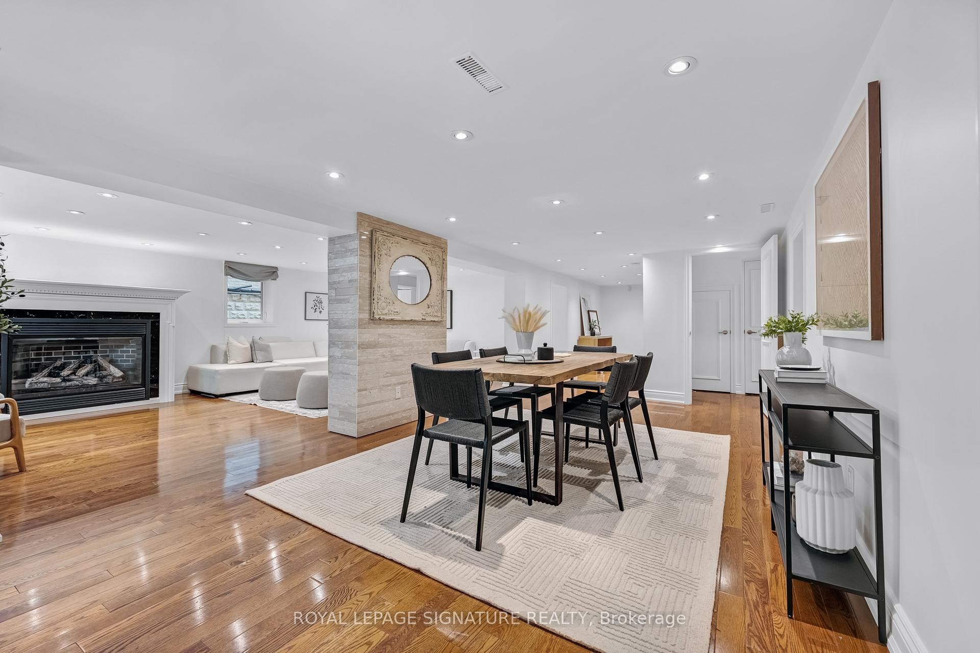 









51


Coldstream

Avenue,
Toronto,




ON
M5N 1X7

