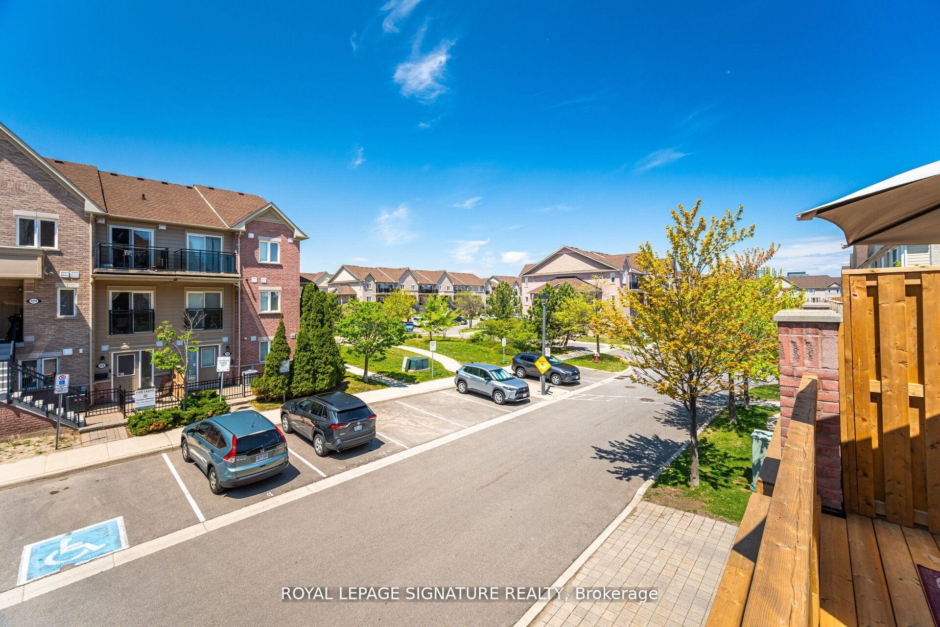 









4855


Half Moon

Grove, 3,
Mississauga,




ON
L5M 8C7


