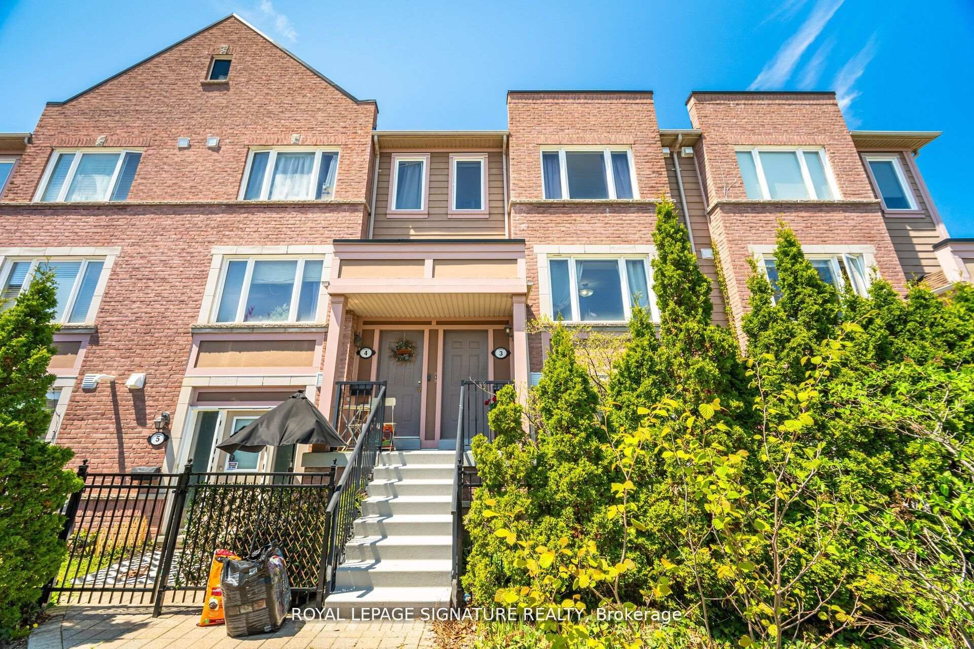 









4855


Half Moon

Grove, 3,
Mississauga,




ON
L5M 8C7

