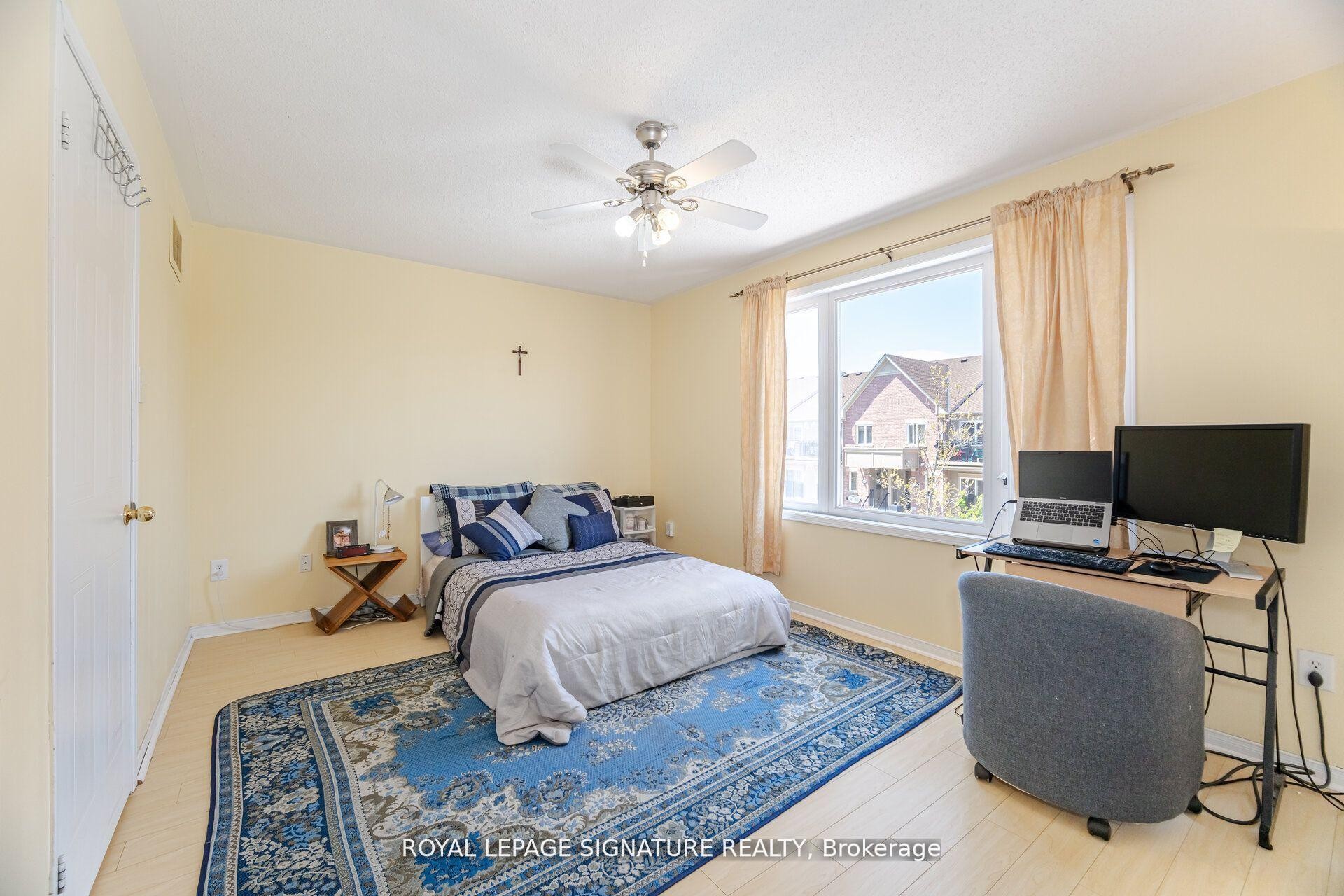 









4855


Half Moon

Grove, 3,
Mississauga,




ON
L5M 8C7

