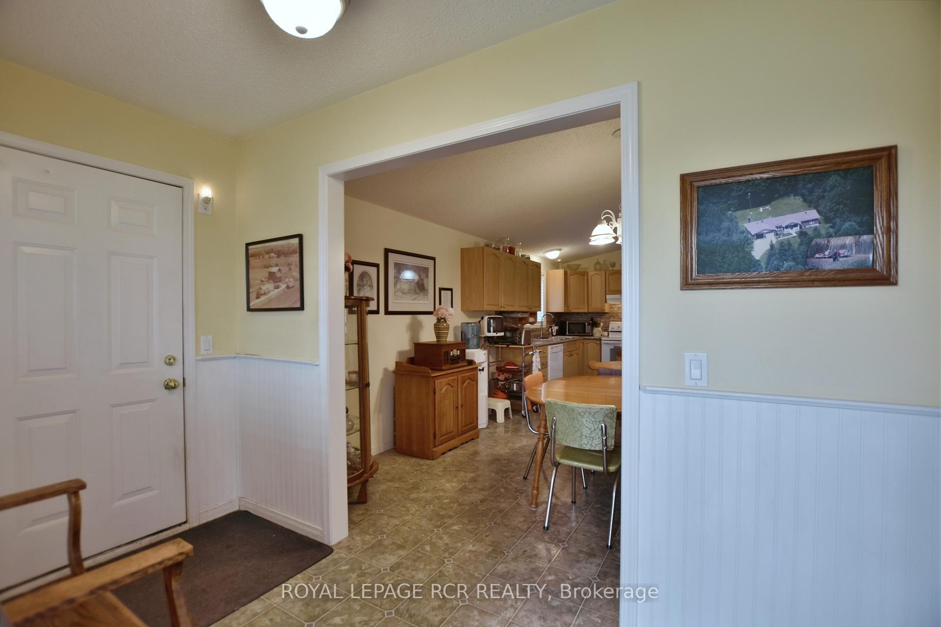 









9


Indiana

Avenue,
Wasaga Beach,




ON
L0L 2P0

