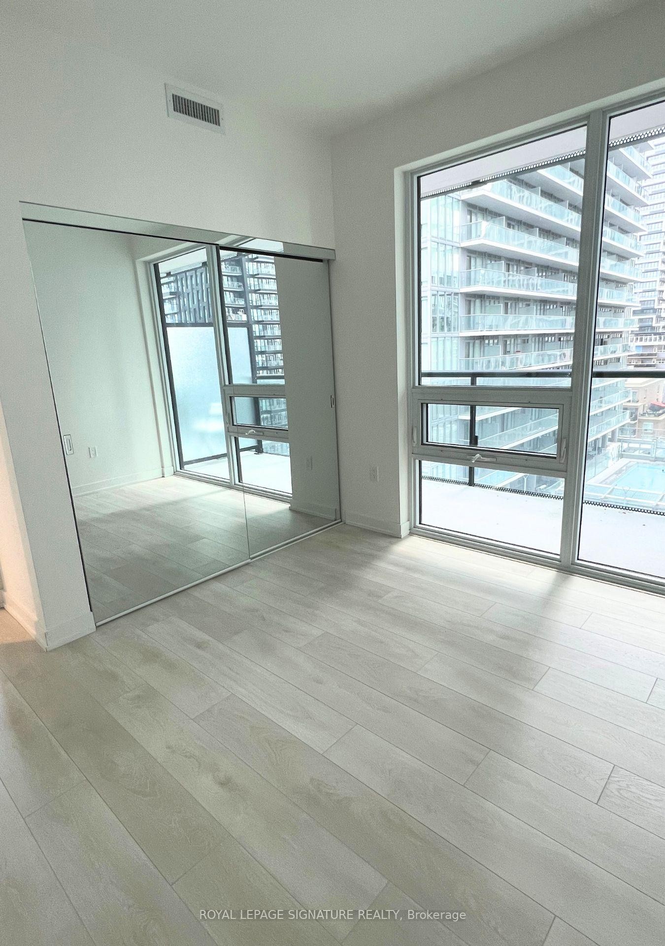 









117


Broadway

Avenue, 1102,
Toronto,




ON
M4P 1V5


