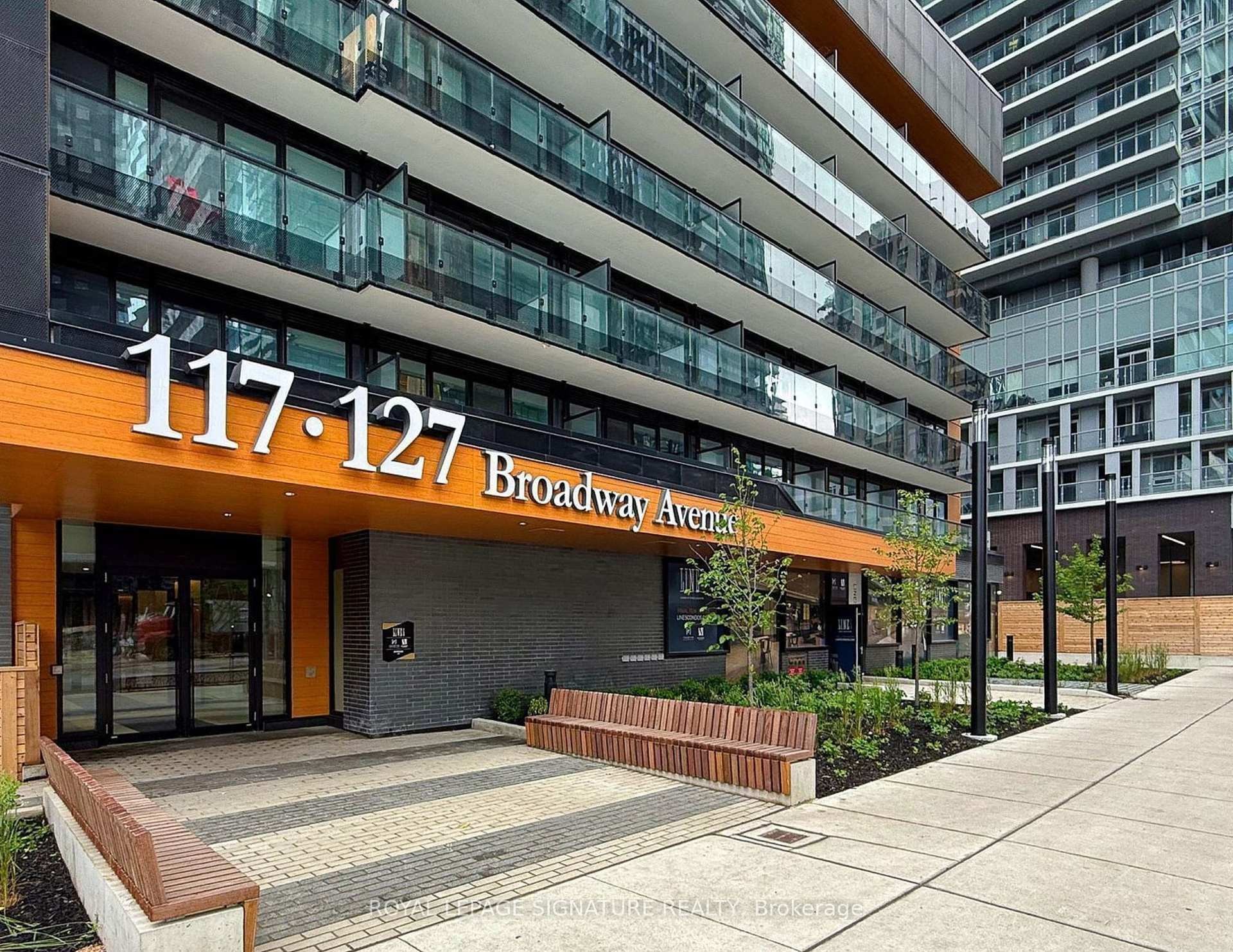 









117


Broadway

Avenue, 1102,
Toronto,




ON
M4P 1V5

