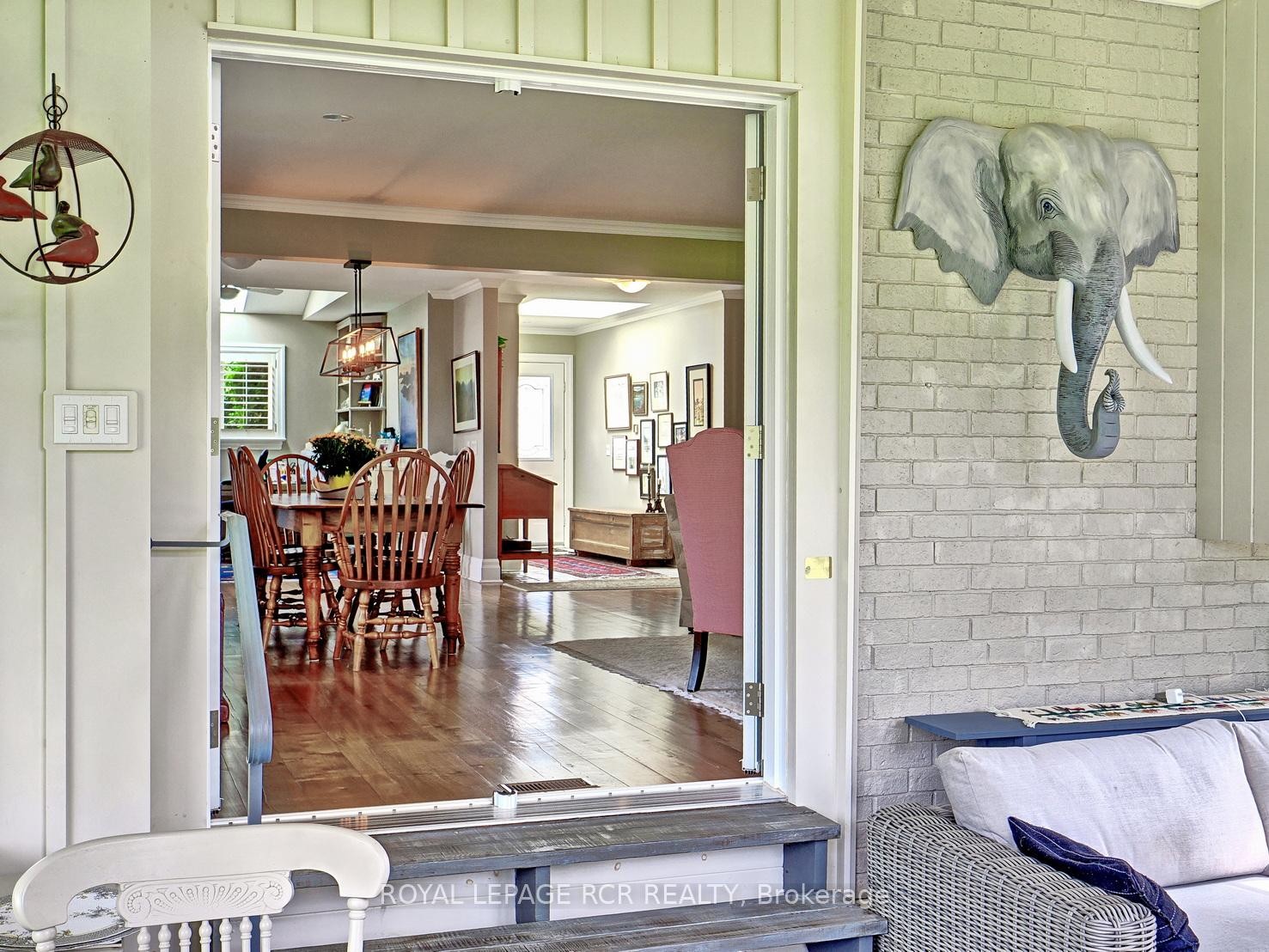 









28


Reddington

Drive, 2,
Caledon,




ON
L7E 0E4

