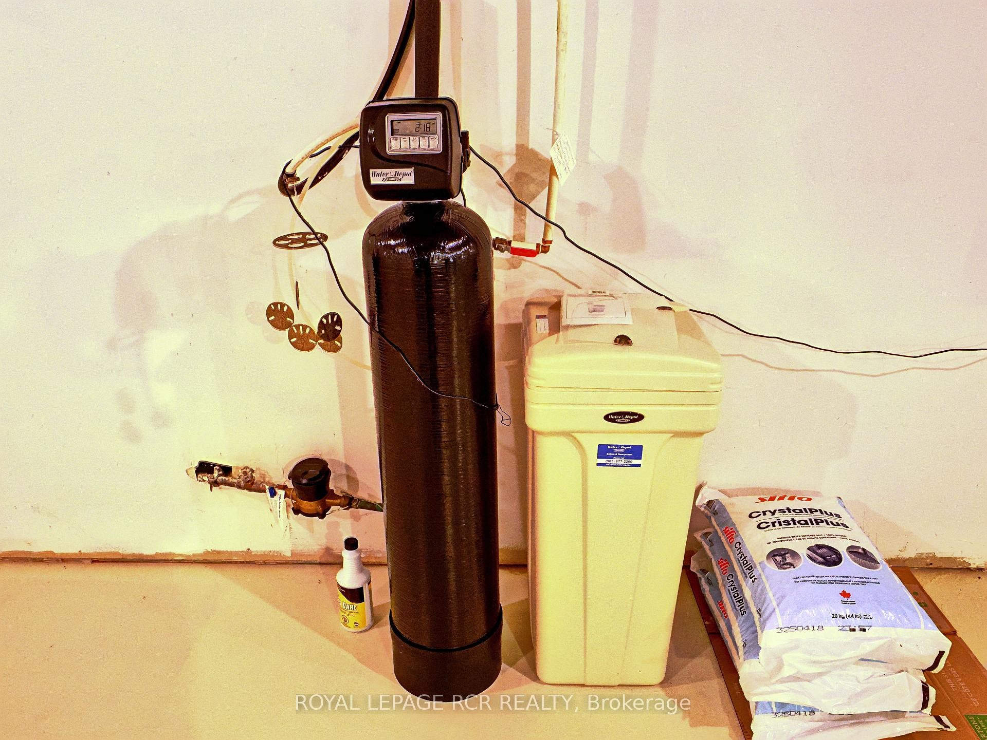 









28


Reddington

Drive, 2,
Caledon,




ON
L7E 0E4

