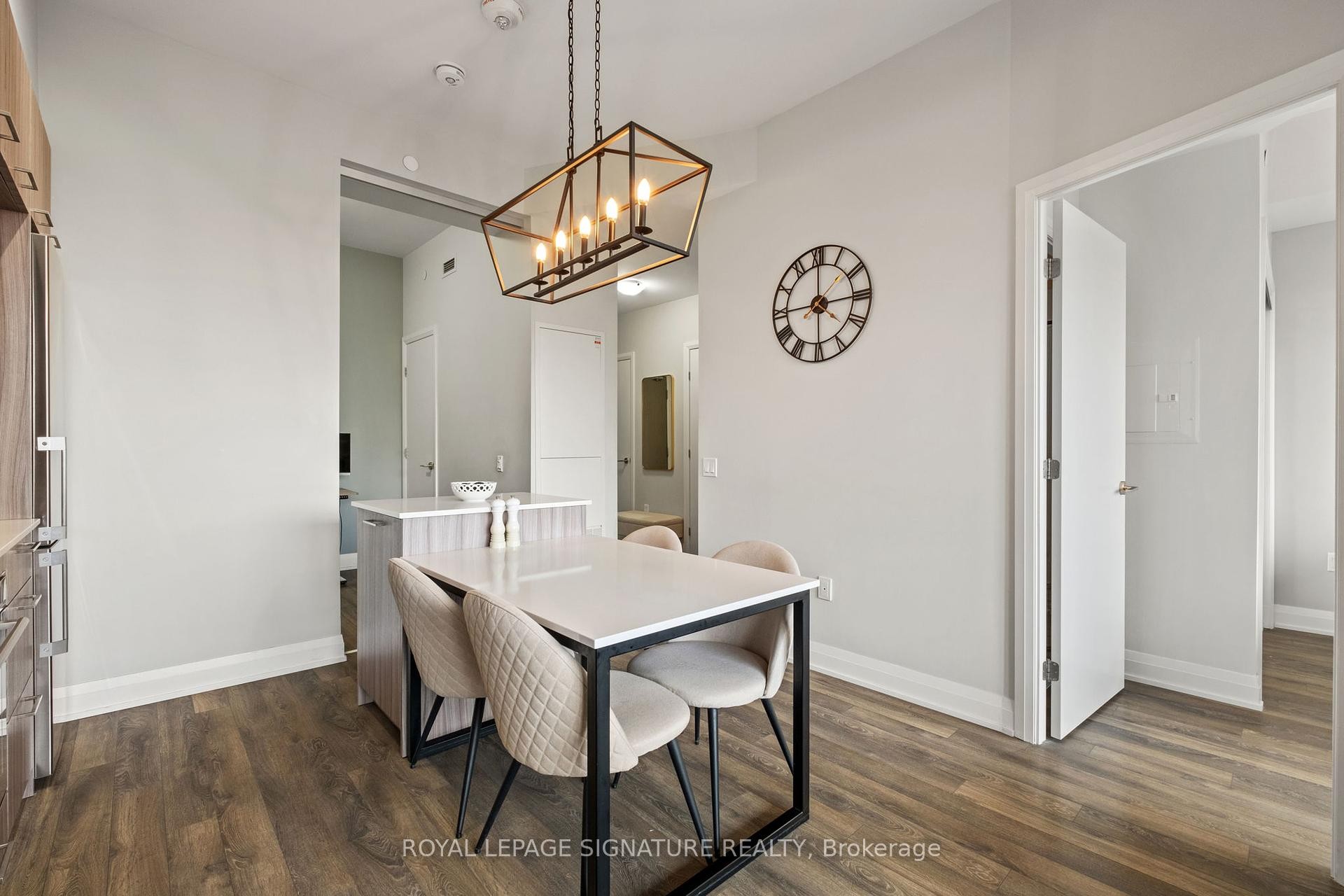 









4800


Highway 7

N/A, 316,
Vaughan,




ON
L4L 1H8

