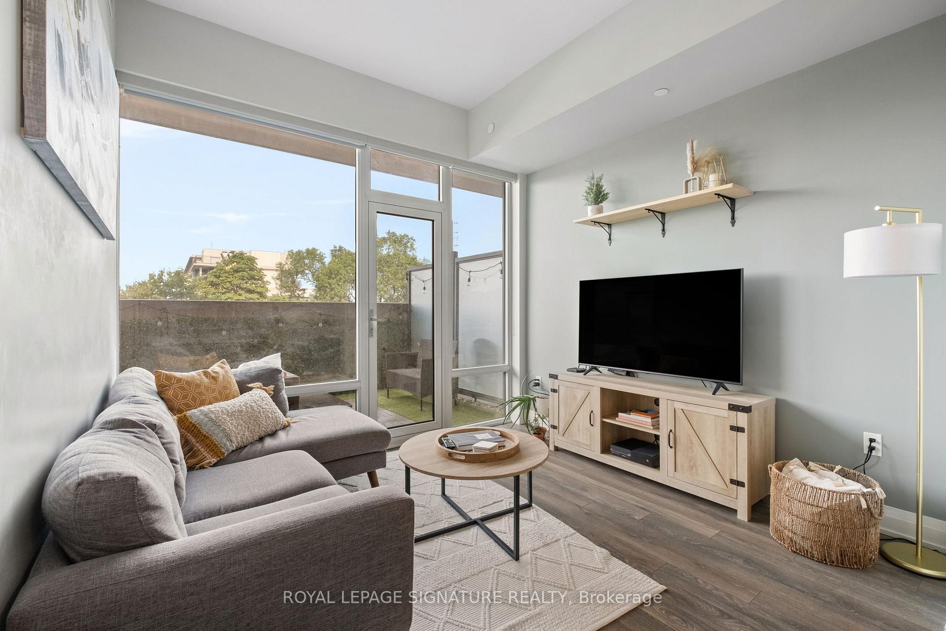 









4800


Highway 7

N/A, 316,
Vaughan,




ON
L4L 1H8

