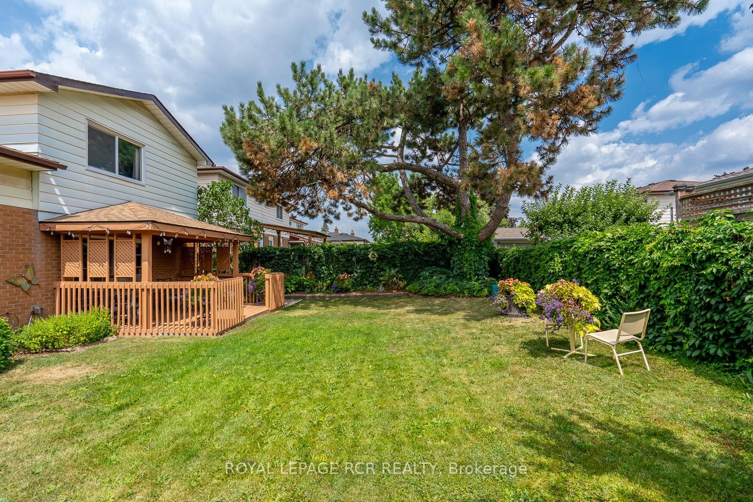









93


Charters

Road,
Brampton,




ON
L6V 2S8

