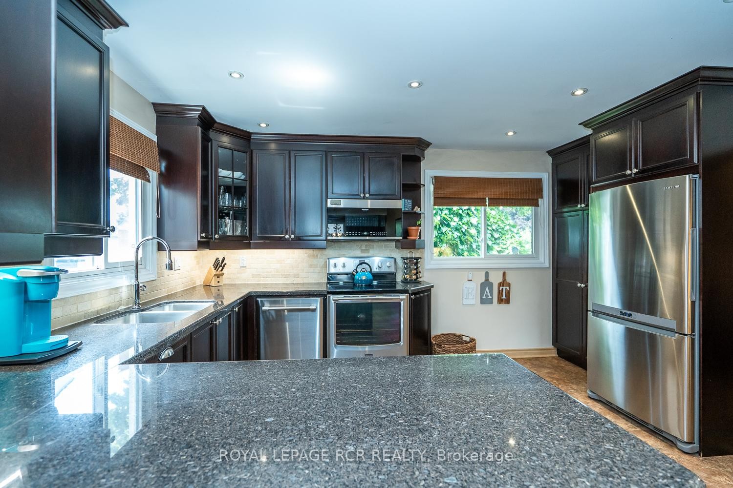 









93


Charters

Road,
Brampton,




ON
L6V 2S8

