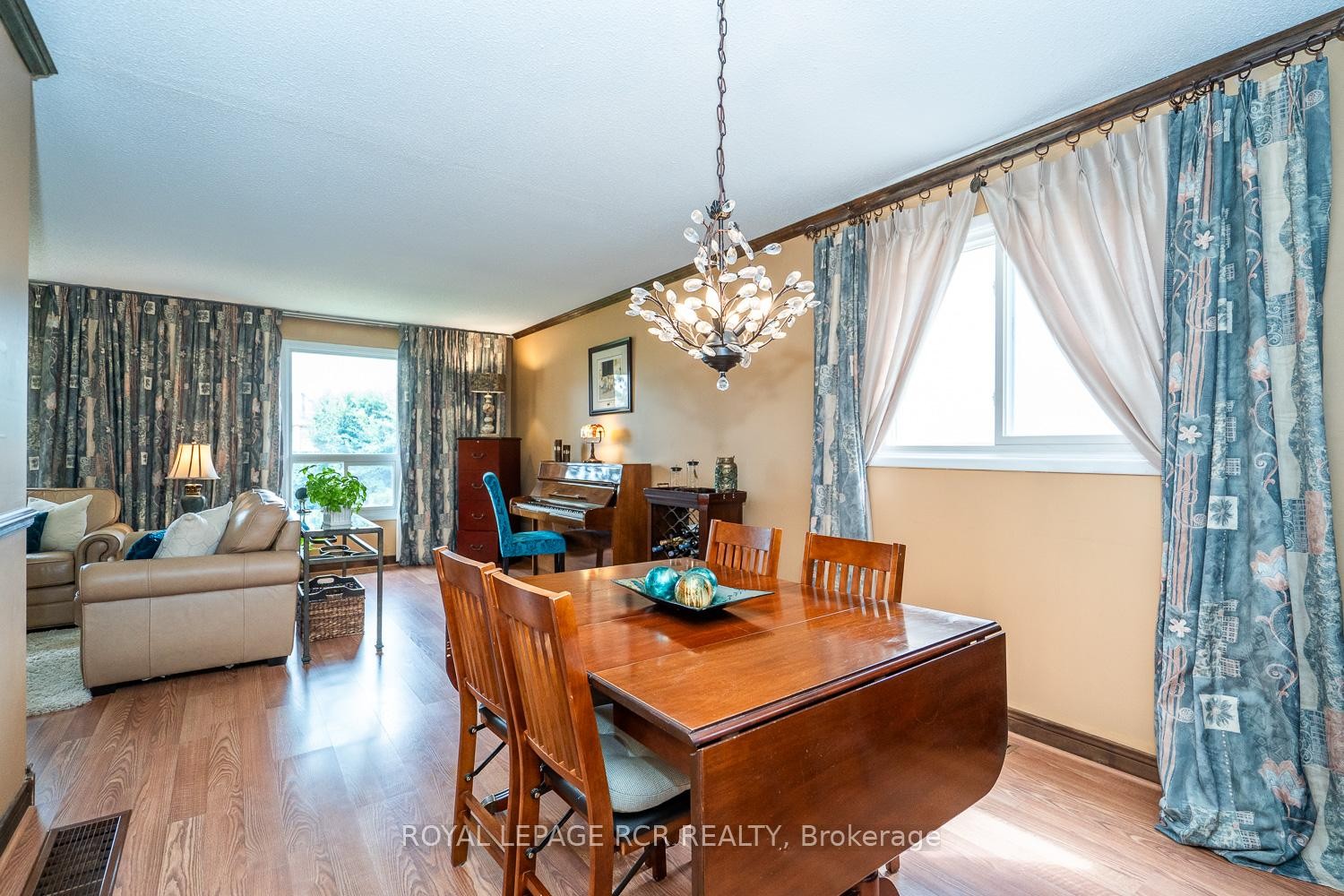 









93


Charters

Road,
Brampton,




ON
L6V 2S8

