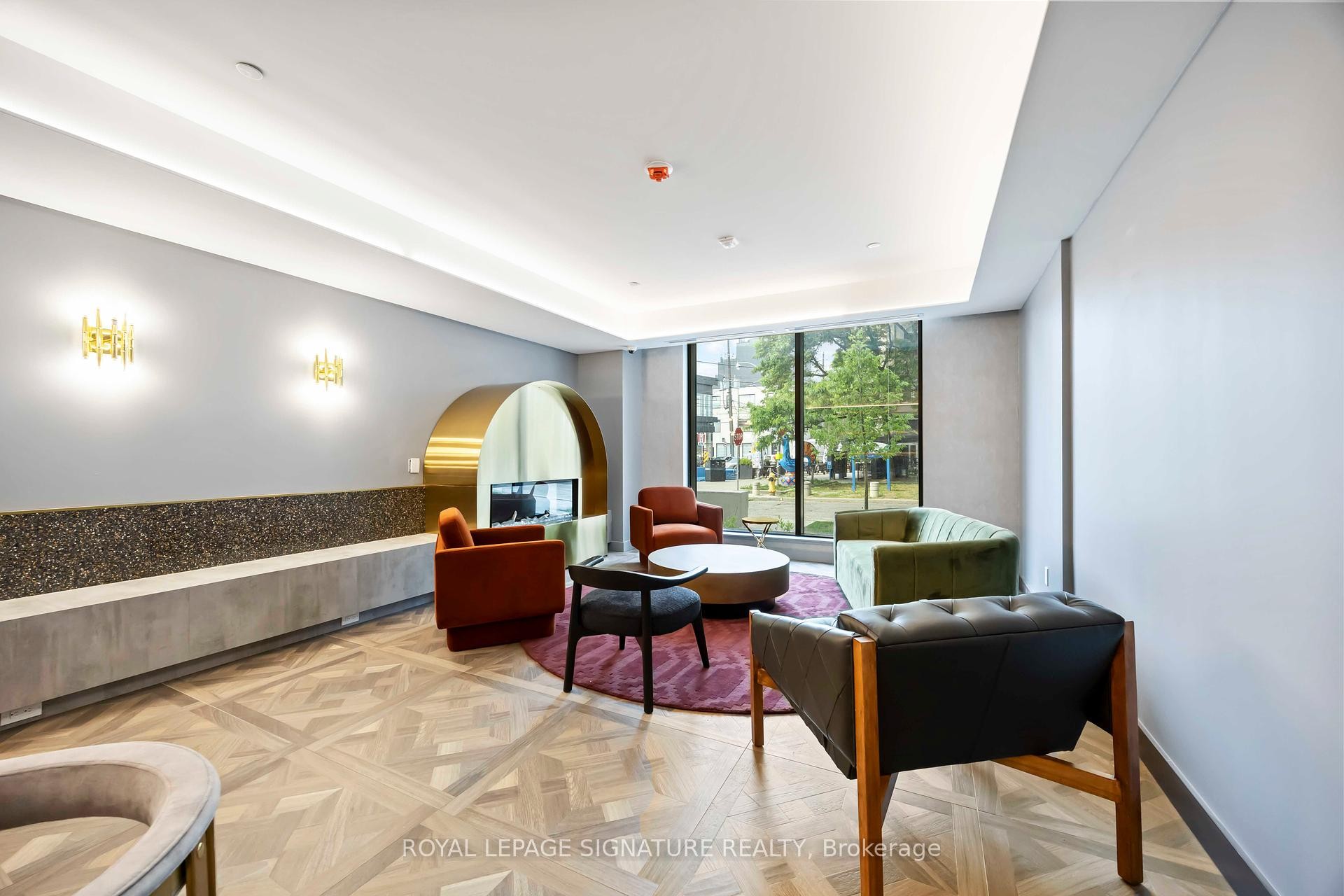 









1200


Dundas

Street West, 803,
Toronto,




ON
M6J 1X4

