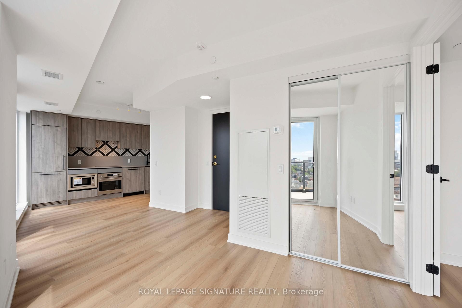 









1200


Dundas

Street West, 803,
Toronto,




ON
M6J 1X4

