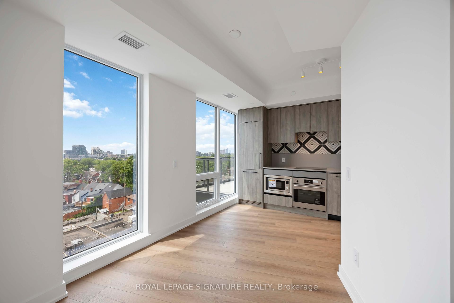 









1200


Dundas

Street West, 803,
Toronto,




ON
M6J 1X4

