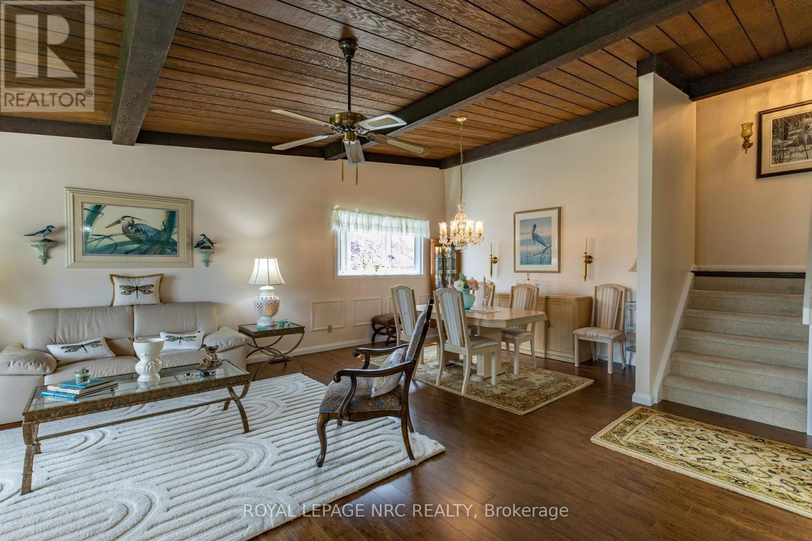 












29 MICHAEL DRIVE N

,
Port Colborne (Sugarloaf),




Ontario
L3K3C4

