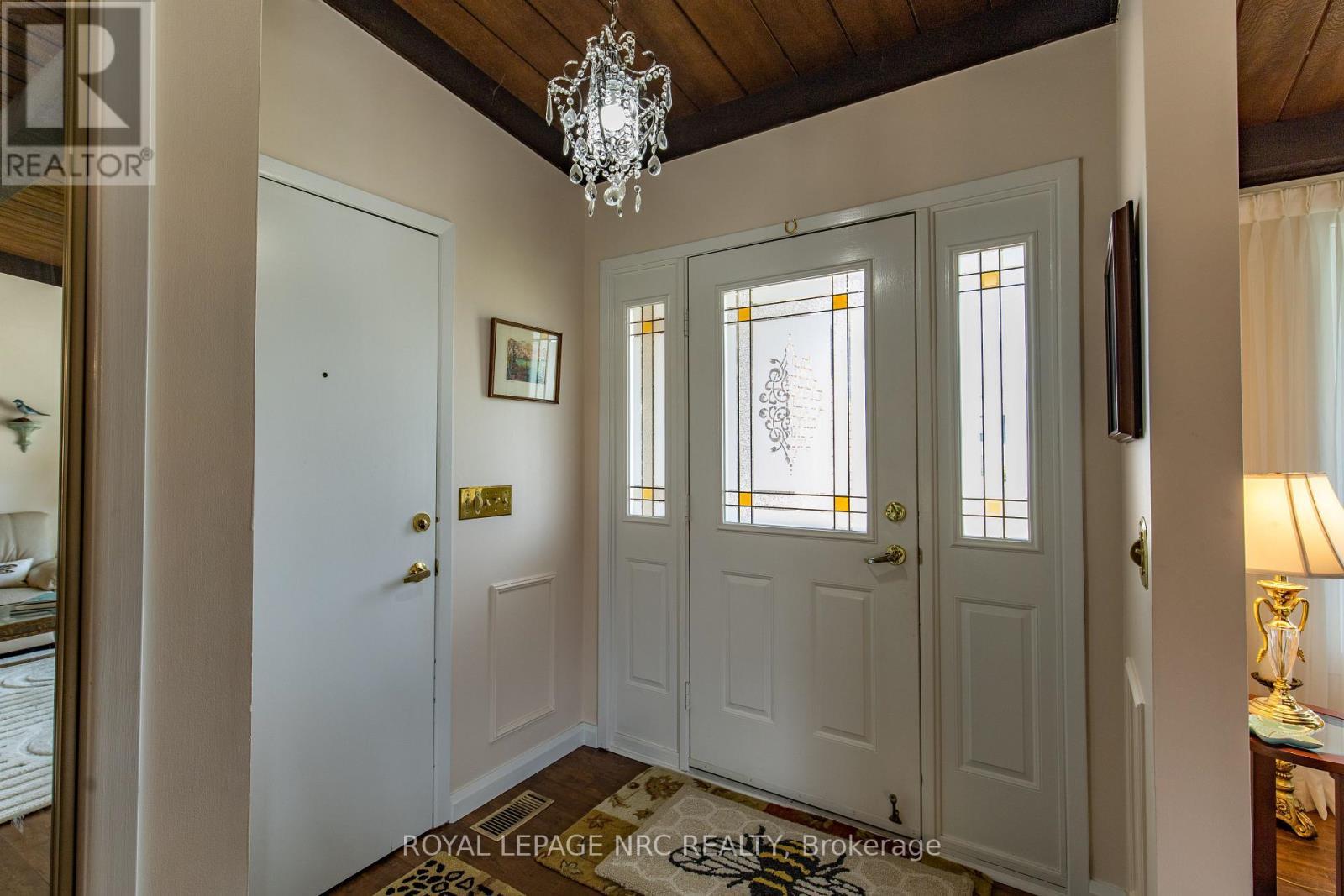 












29 MICHAEL DRIVE N

,
Port Colborne (Sugarloaf),




Ontario
L3K3C4

