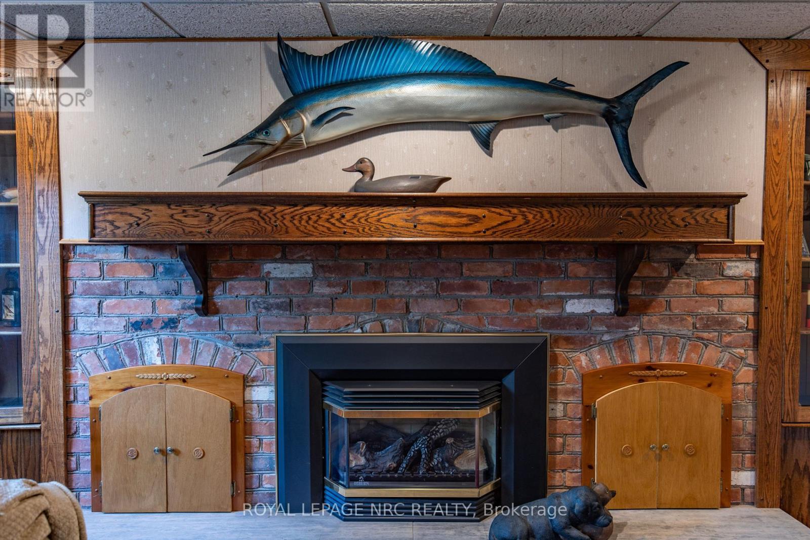 












29 MICHAEL DRIVE N

,
Port Colborne (Sugarloaf),




Ontario
L3K3C4

