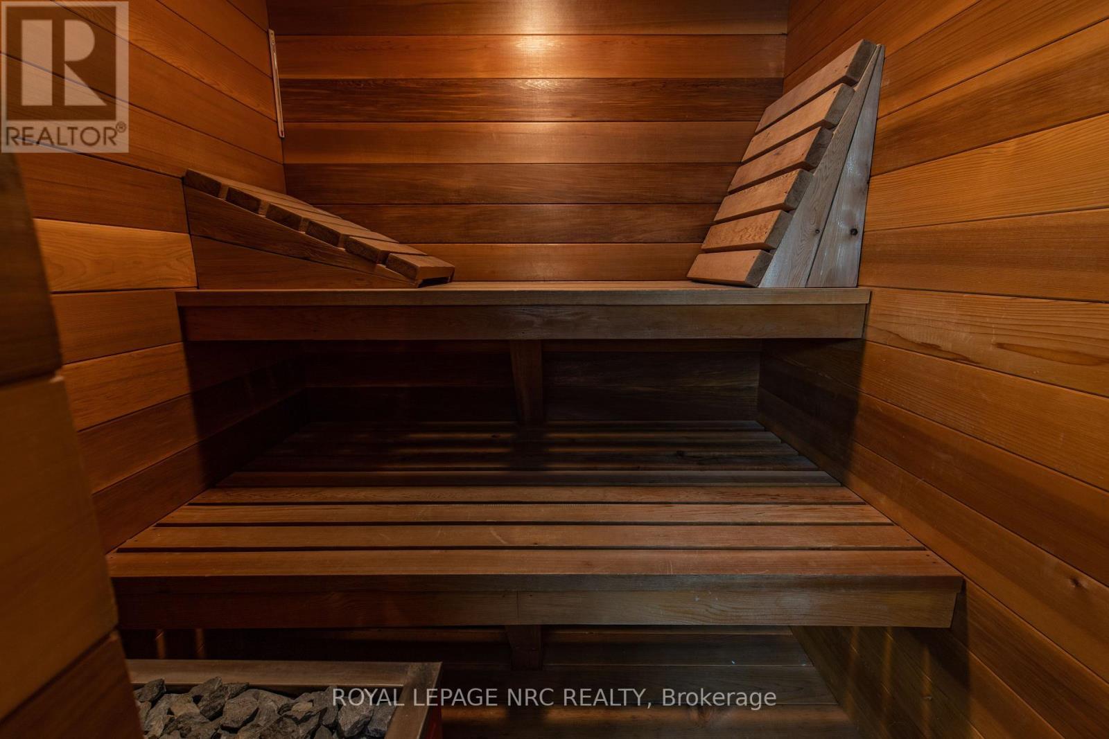 












29 MICHAEL DRIVE N

,
Port Colborne (Sugarloaf),




Ontario
L3K3C4

