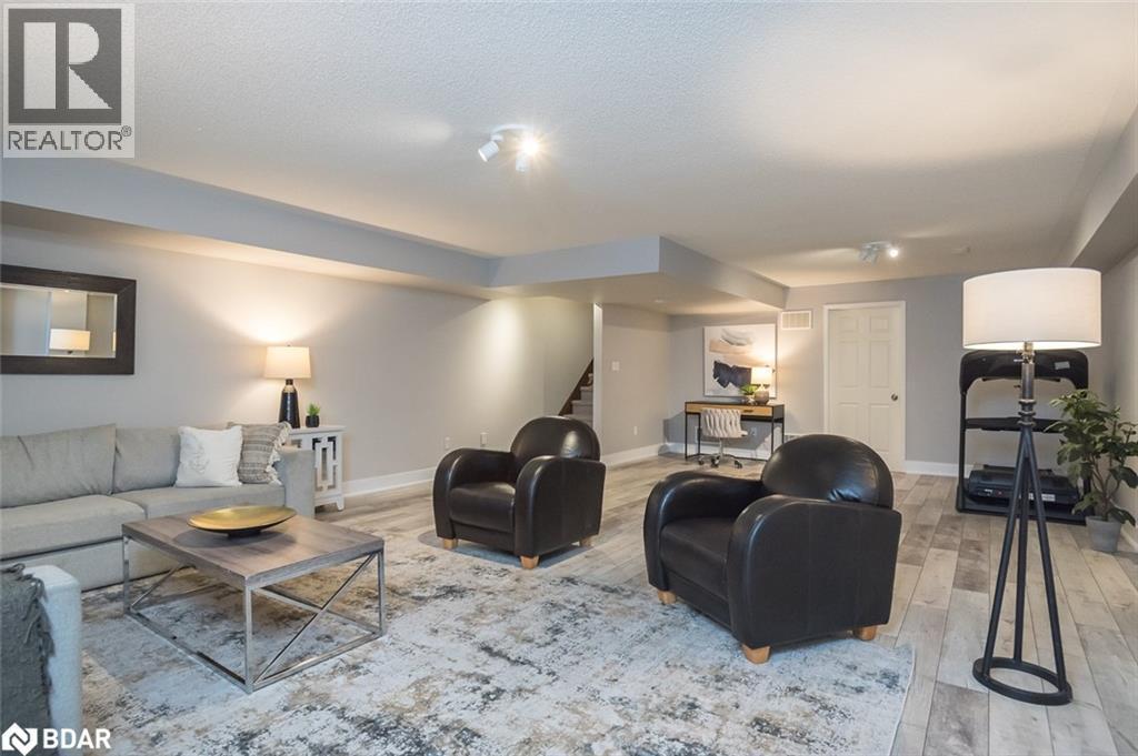 












315 BESSBOROUGH Drive

,
Milton,




Ontario
L9T8P5

