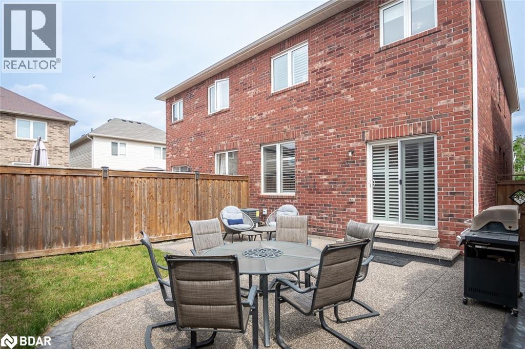 












315 BESSBOROUGH Drive

,
Milton,




Ontario
L9T8P5

