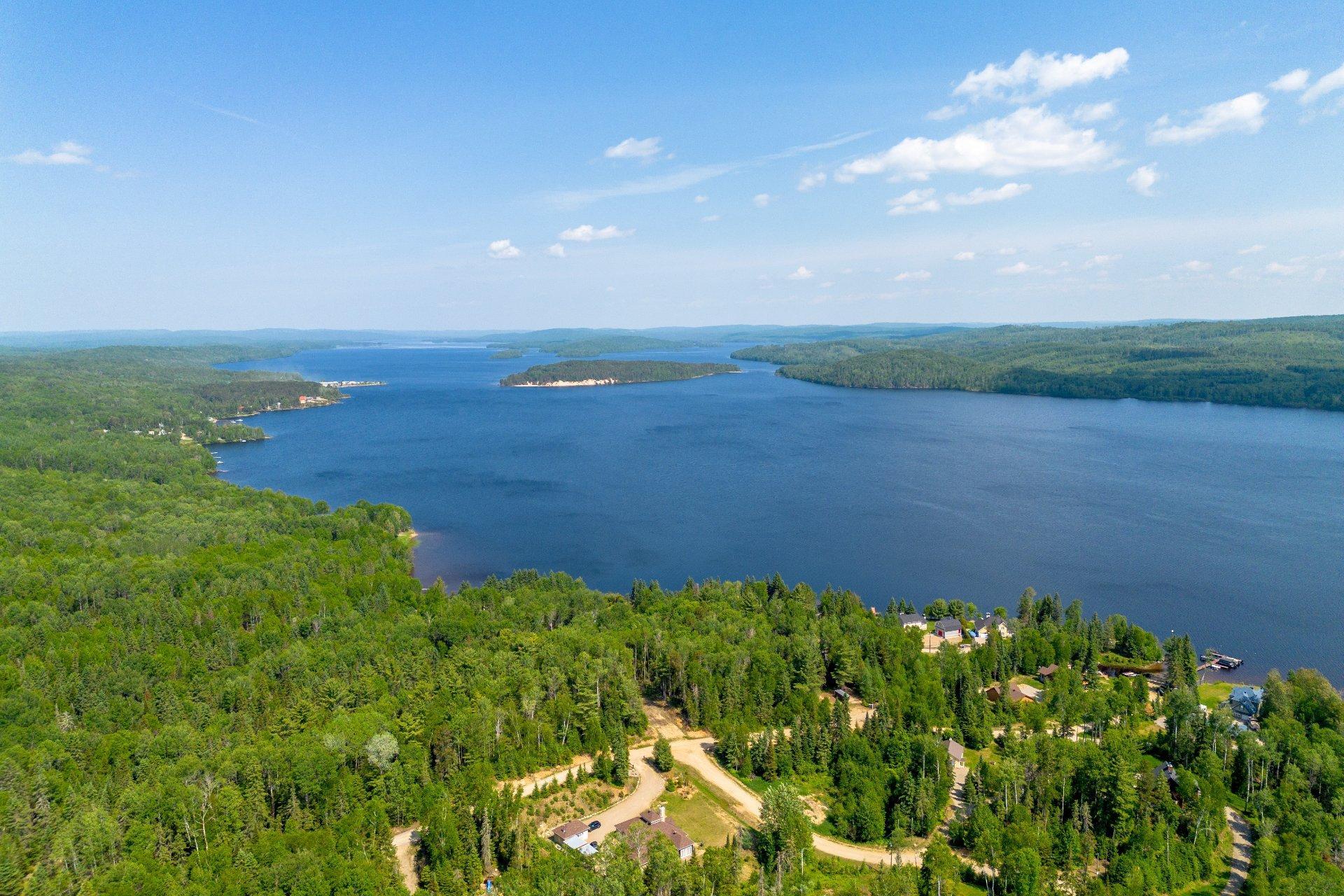 












Ch. Caroline

,
Saint-Michel-des-Saints,







QC
J0K3B0

