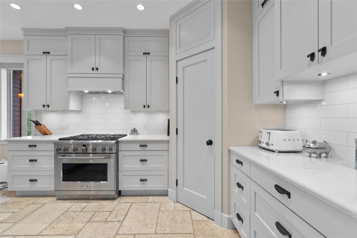 









5100


Haynes

Road,
Vernon,




BC
V1B 3J6

