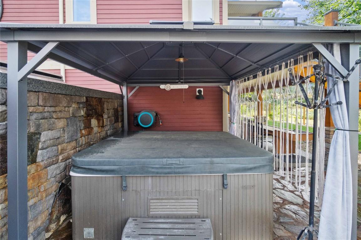 









5100


Haynes

Road,
Vernon,




BC
V1B 3J6

