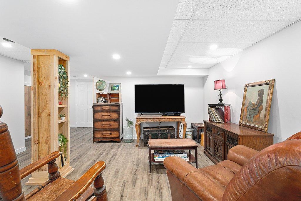 









763


Ch. John-Dale

,
Shawville,




QC
J0X2Y0

