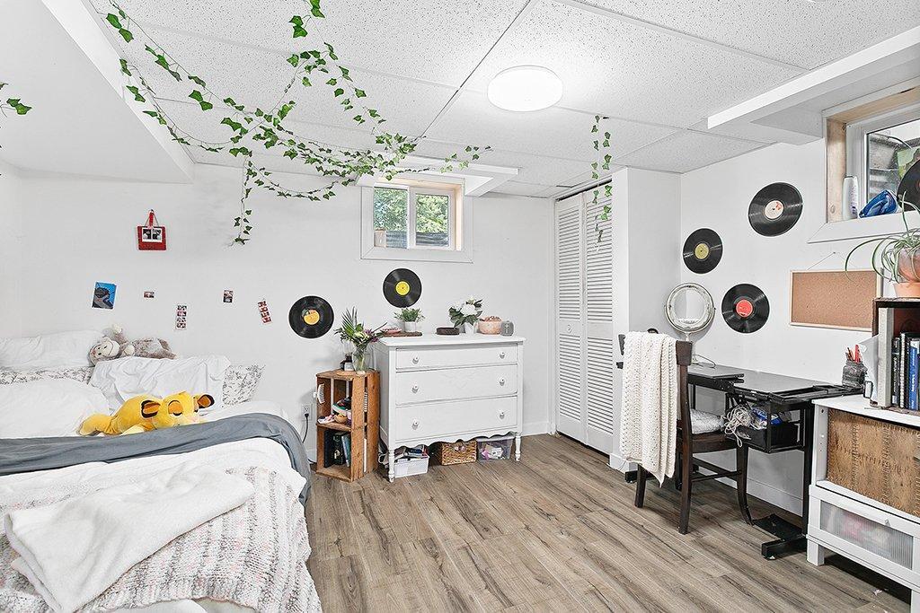 









763


Ch. John-Dale

,
Shawville,




QC
J0X2Y0

