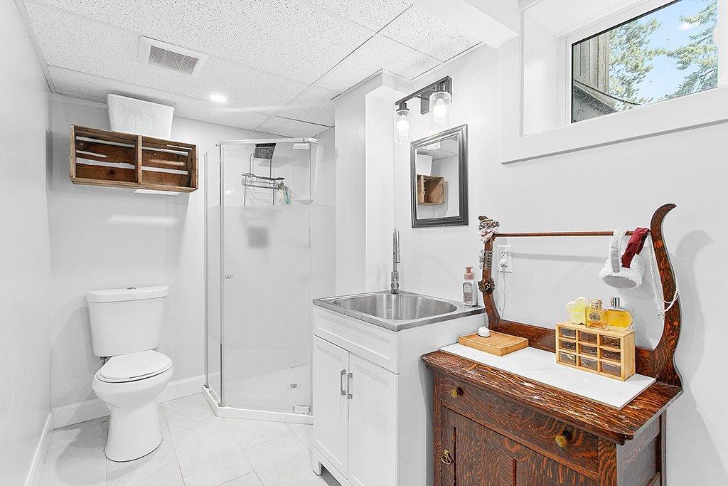 









763


Ch. John-Dale

,
Shawville,




QC
J0X2Y0

