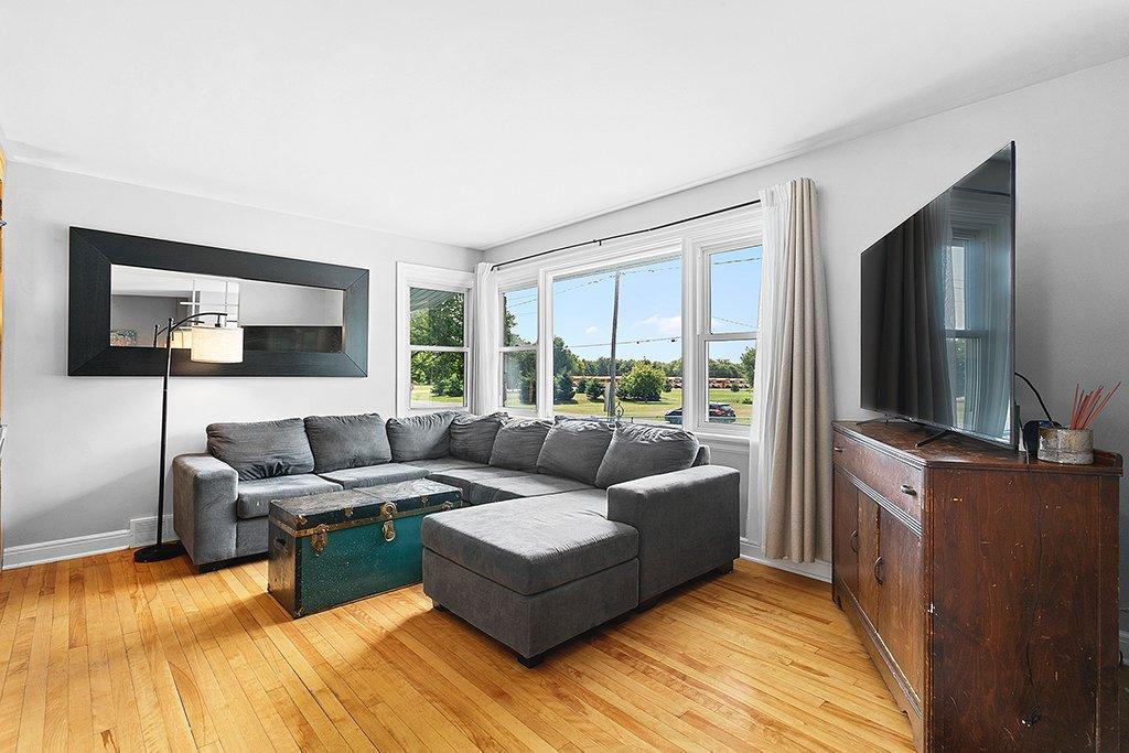 









763


Ch. John-Dale

,
Shawville,




QC
J0X2Y0

