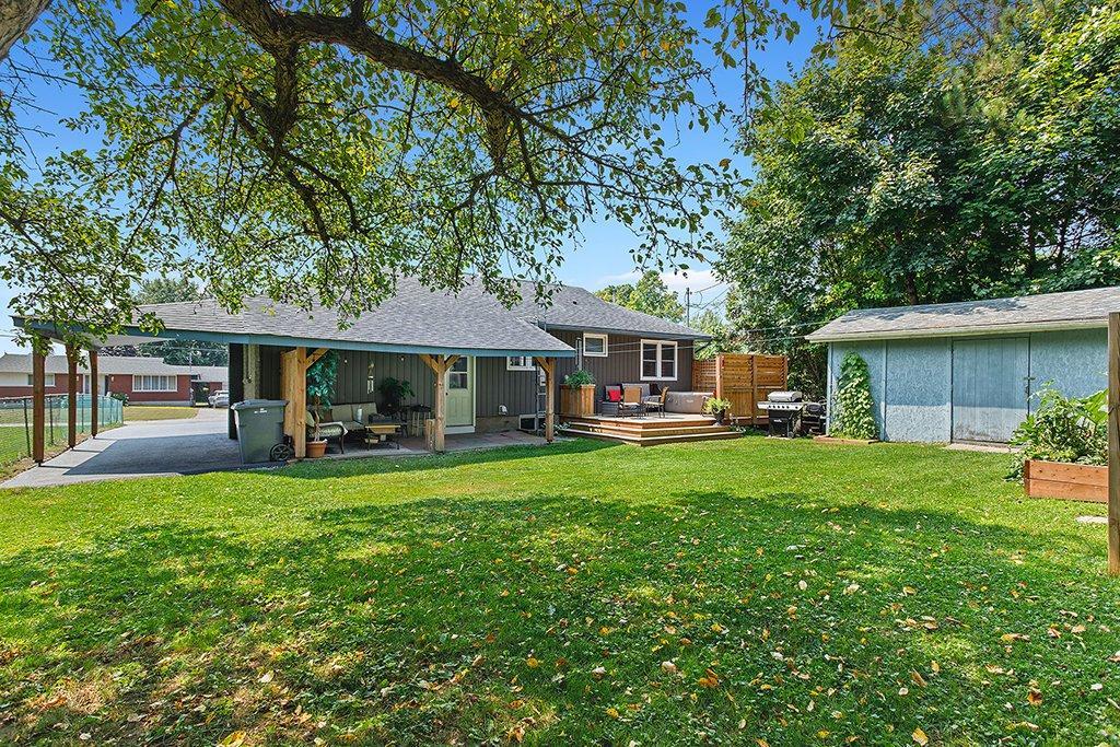 









763


Ch. John-Dale

,
Shawville,




QC
J0X2Y0

