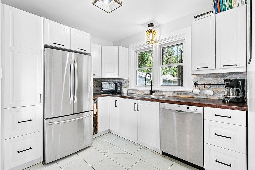 









763


Ch. John-Dale

,
Shawville,




QC
J0X2Y0

