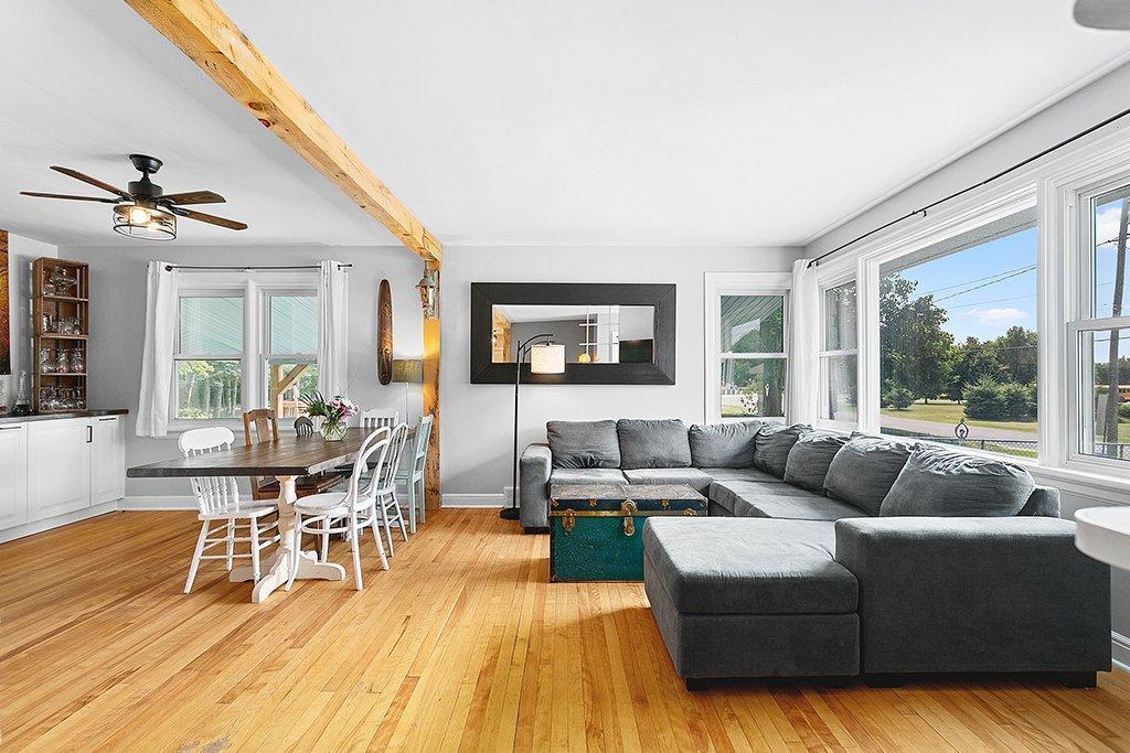 









763


Ch. John-Dale

,
Shawville,




QC
J0X2Y0

