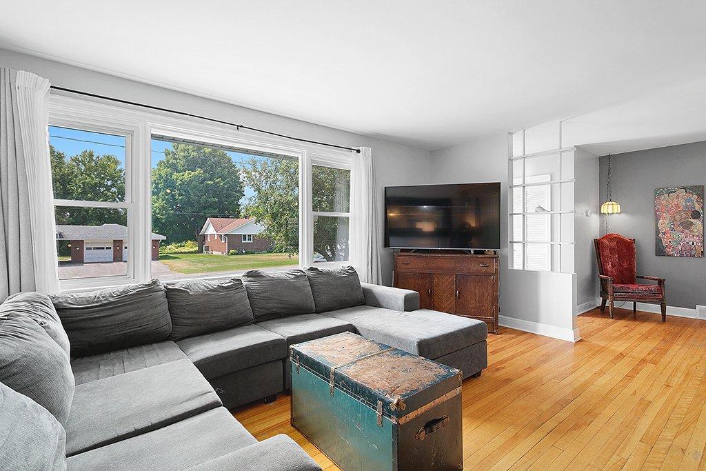 









763


Ch. John-Dale

,
Shawville,




QC
J0X2Y0

