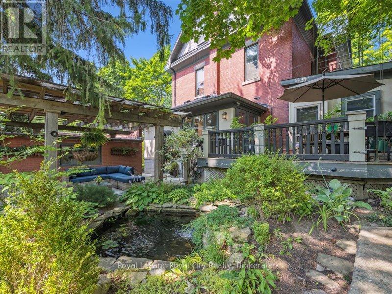 












80 LONDON ROAD W

,
Guelph (Exhibition Park),




Ontario
N1H2B7

