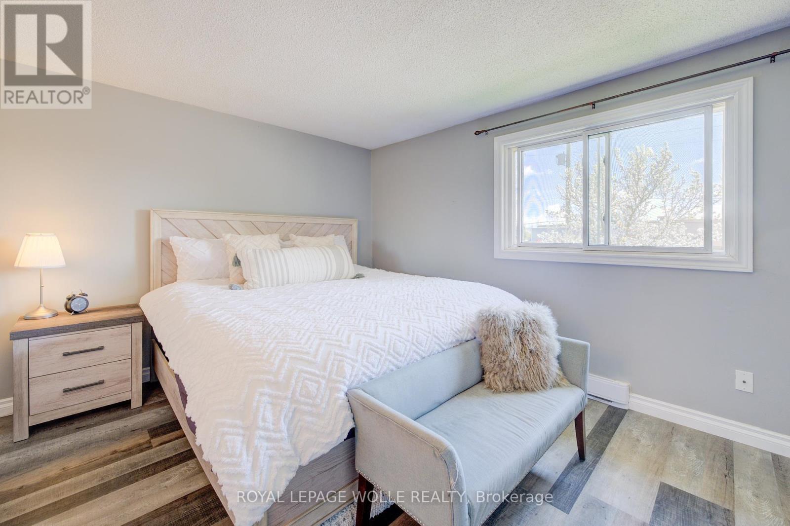 












28 - 879 PARKINSON ROAD

,
Woodstock,




Ontario
N4S8S7

