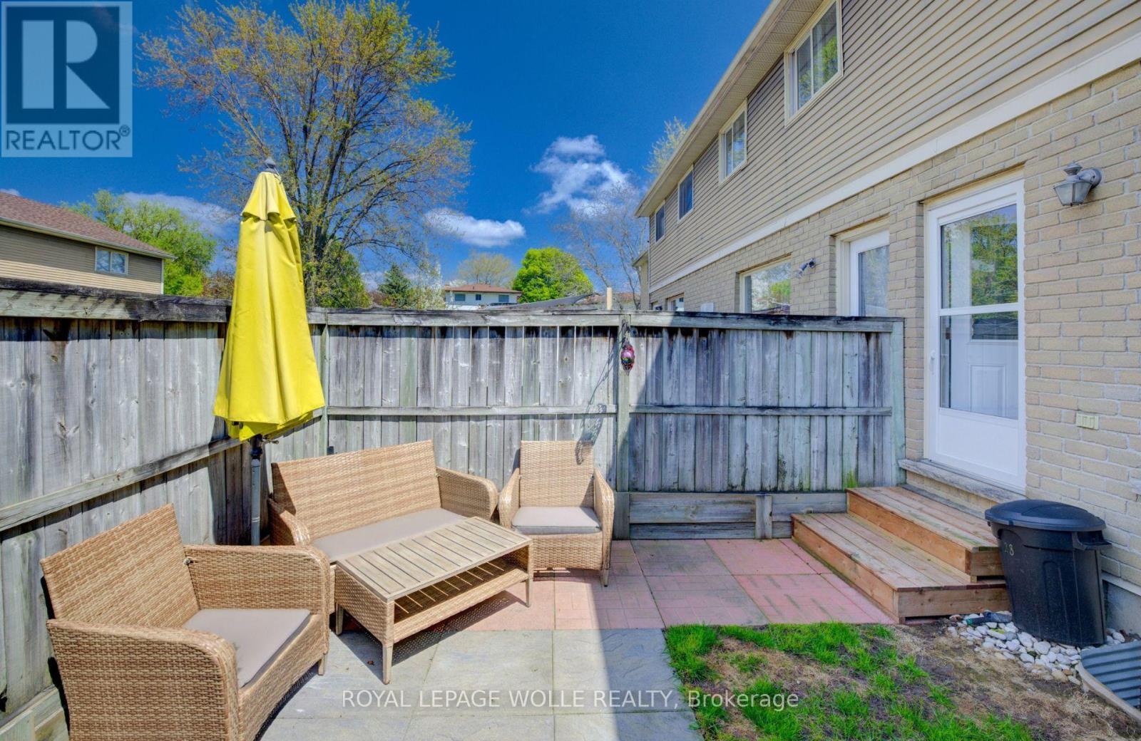 












28 - 879 PARKINSON ROAD

,
Woodstock,




Ontario
N4S8S7

