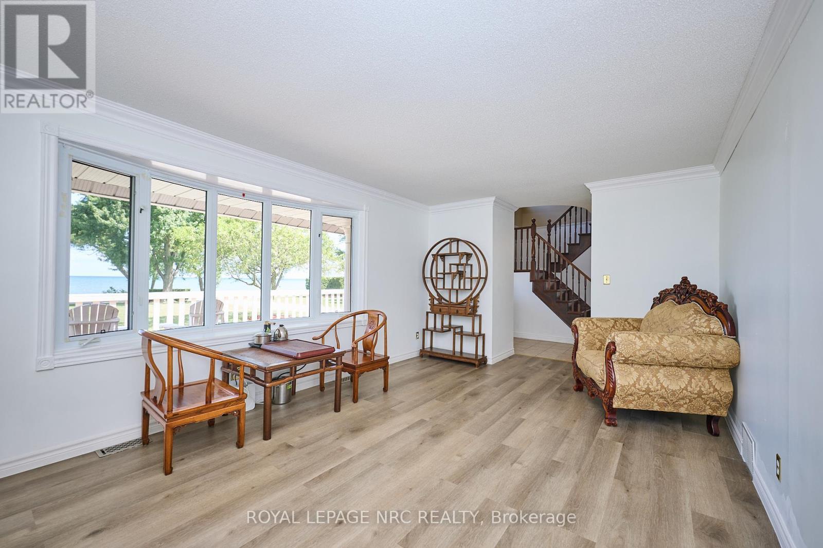 












4040 LAKESHORE ROAD

,
Lincoln (Lincoln Lake),




Ontario
L0R1B0

